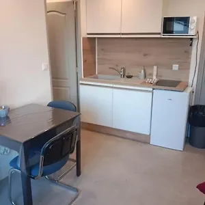 https://insolite-22.hotels-rhonealpes.com